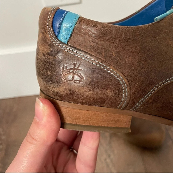 John Fluevog Radio Brown Leather Low Heel Lace Oxfords Comfort Shoes - Picture 6 of 8